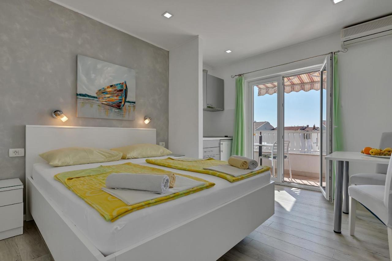 Apartments Zorica Тучепи Экстерьер фото