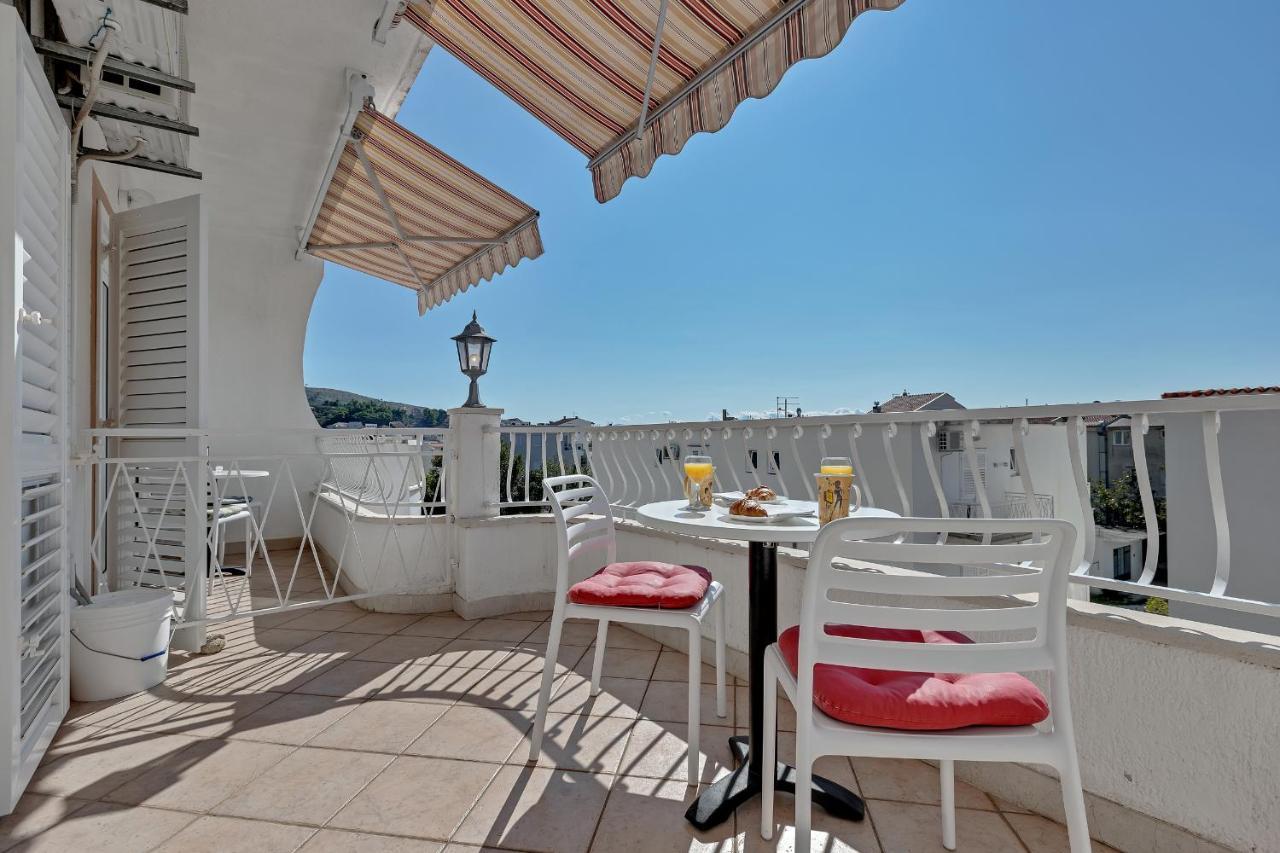 Apartments Zorica Тучепи Экстерьер фото
