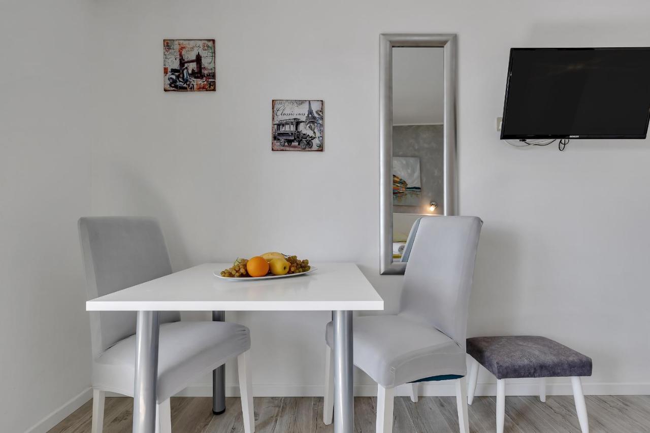 Apartments Zorica Тучепи Экстерьер фото