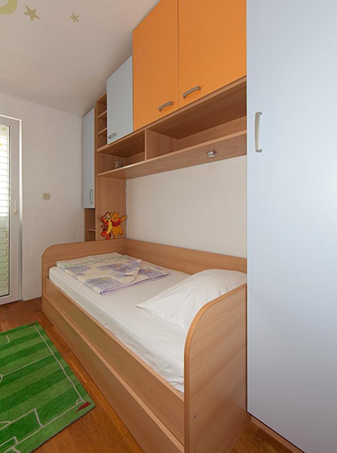 Apartments Zorica Тучепи Экстерьер фото