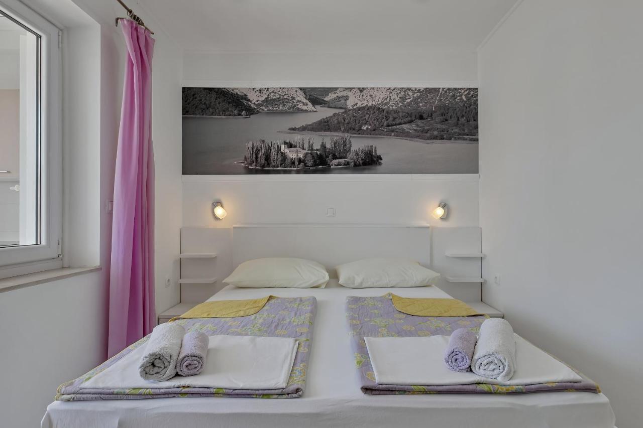 Apartments Zorica Тучепи Экстерьер фото